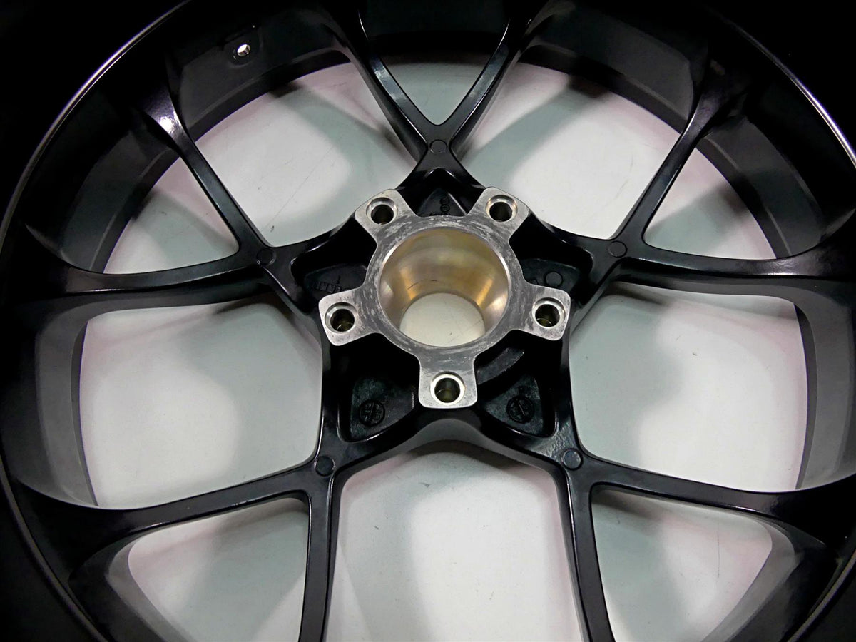 2016 KTM 1290 Super Duke R Straight 17x6 Rear Wheel Rim 6141010104430 6161000100030 {{ shop.shopifyCountryName }} - Mototech271