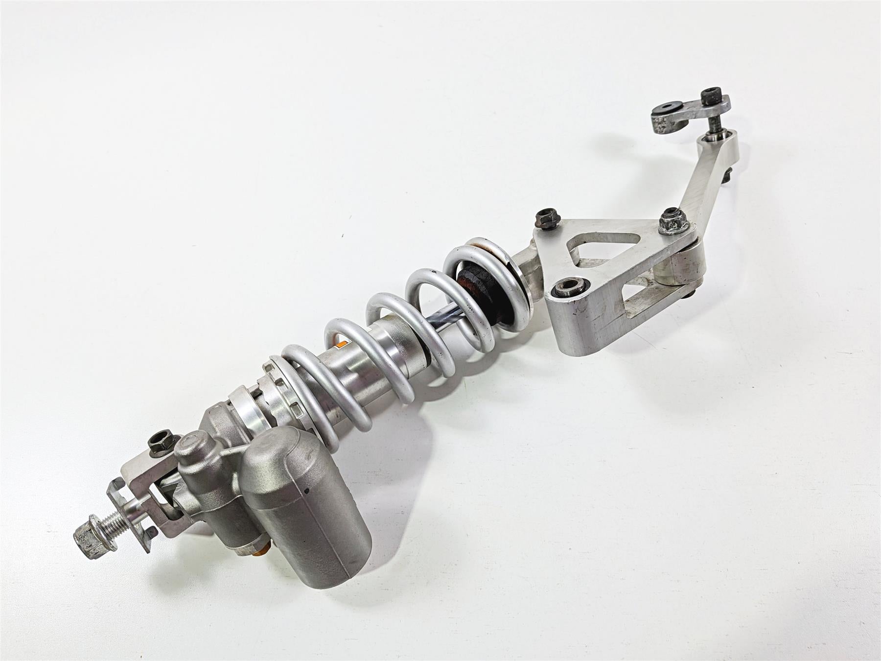 2008 Yamaha YZF R1 RN19 Rear Shock Damper & Linkage Silver 4C8-22210 {{ shop.shopifyCountryName }} - Mototech271