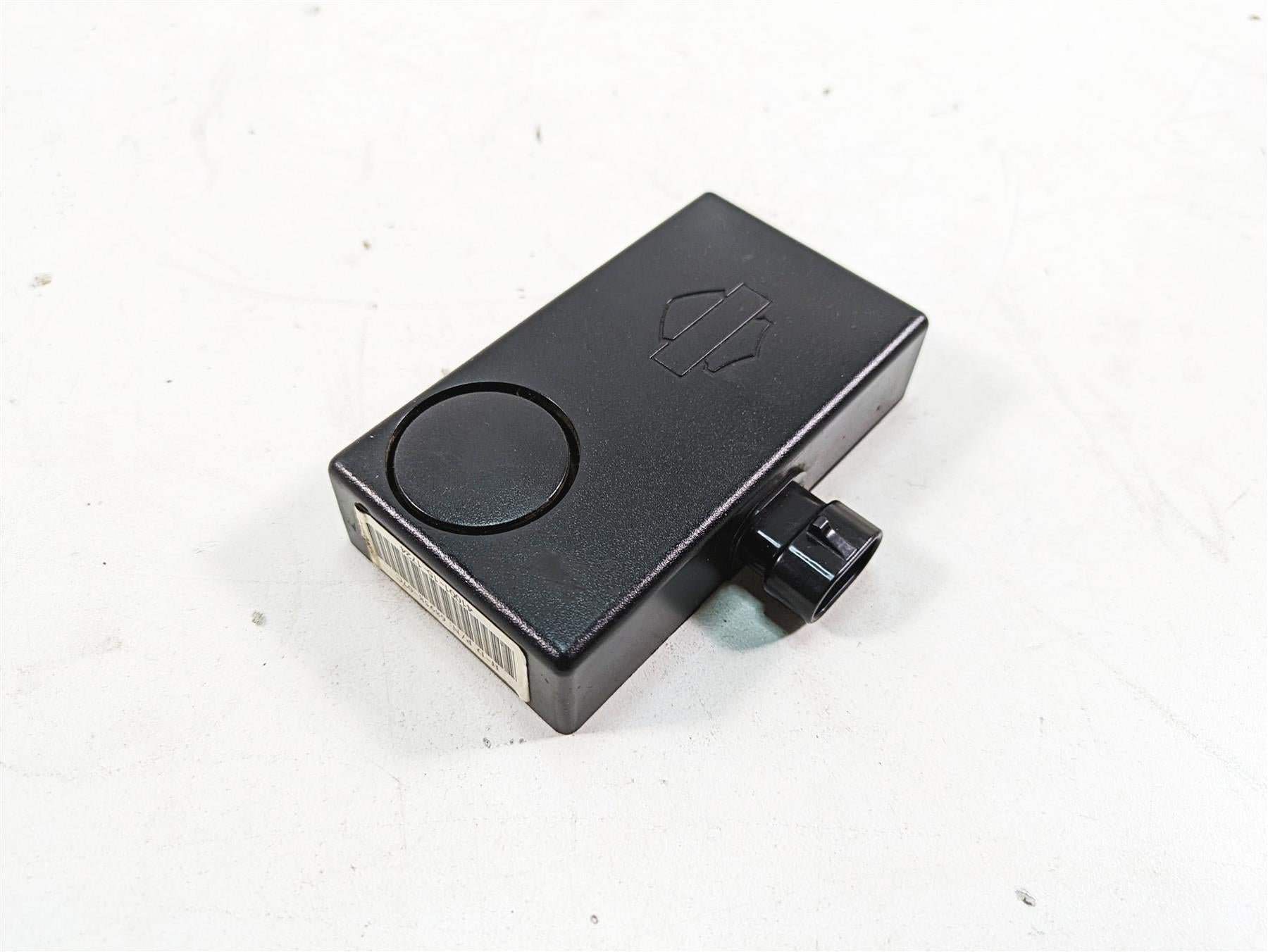 2018 Harley Touring FLHXSE CVO Street Glide Siren Control Box Module 68958-07C {{ shop.shopifyCountryName }} - Mototech271