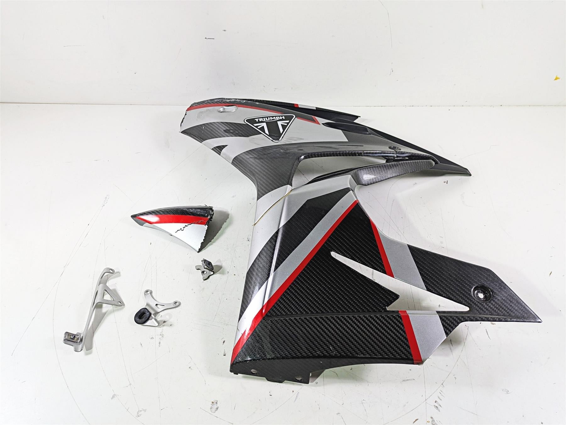 2020 Triumph Daytona 765 Moto2 Left Side Carbon Cover Fairing -Broken T2309797 {{ shop.shopifyCountryName }} - Mototech271