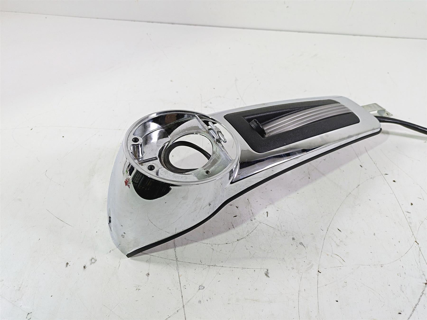 2015 Harley Touring FLHTKL E -Glide Low Upper Fuel Tank Dash Panel 61270-08 {{ shop.shopifyCountryName }} - Mototech271