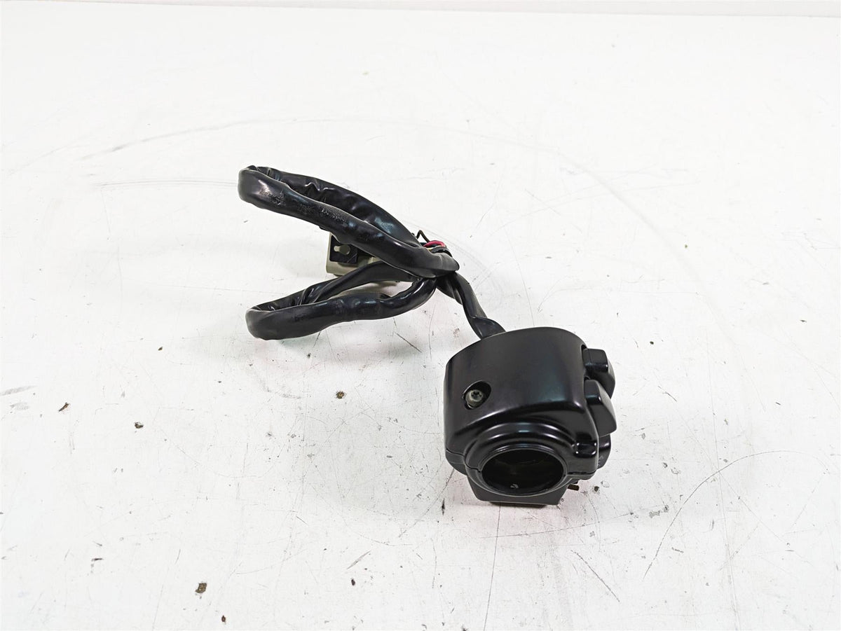 2008 Harley FLHTCU Electra Glide Left Hand Control Switch - Read 71682-06A {{ shop.shopifyCountryName }} - Mototech271