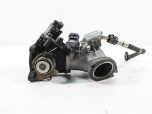 Load image into Gallery viewer, 2005 Harley Touring FLHTCUI Electra Glide Throttle Body Fuel Injection 27600-01A
