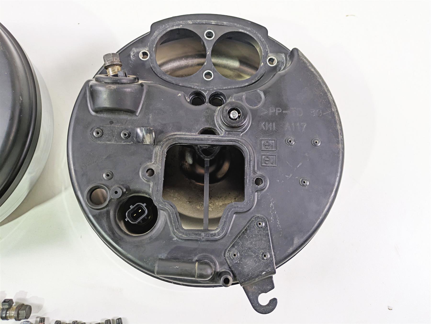 2008 Kawasaki VN1600 Vulcan Nomad Air Filter Cleaner Breather Set 11011-1672 {{ shop.shopifyCountryName }} - Mototech271