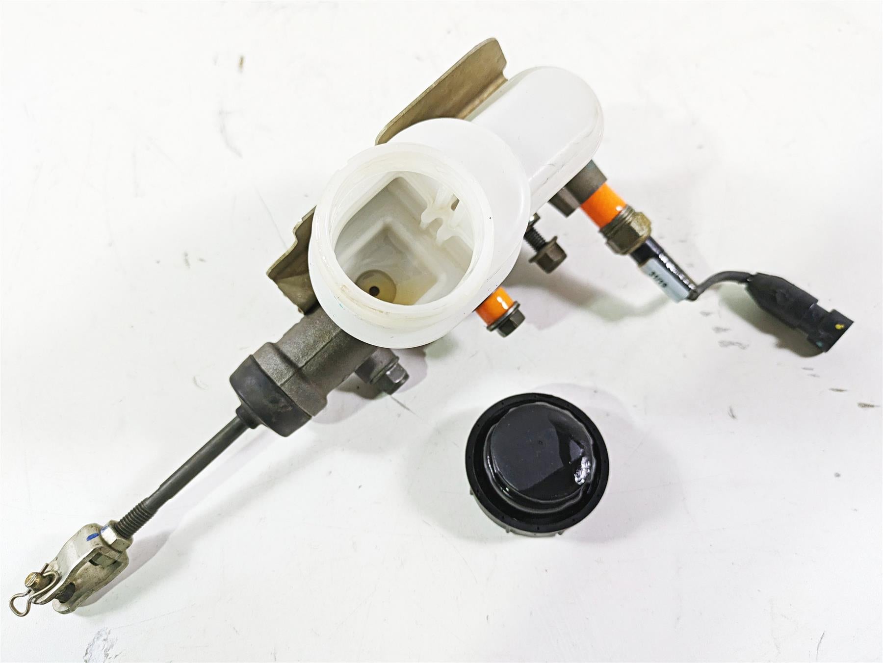 2020 Polaris RZR XP 1000 EPS Hayess Main Brake Master Cylinder 1911982 {{ shop.shopifyCountryName }} - Mototech271