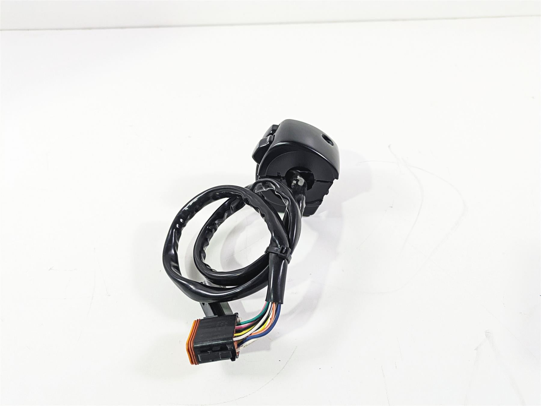 1996 Harley Touring FLHTCUI Electra Glide Left Hand Control Switch 71682-06A {{ shop.shopifyCountryName }} - Mototech271