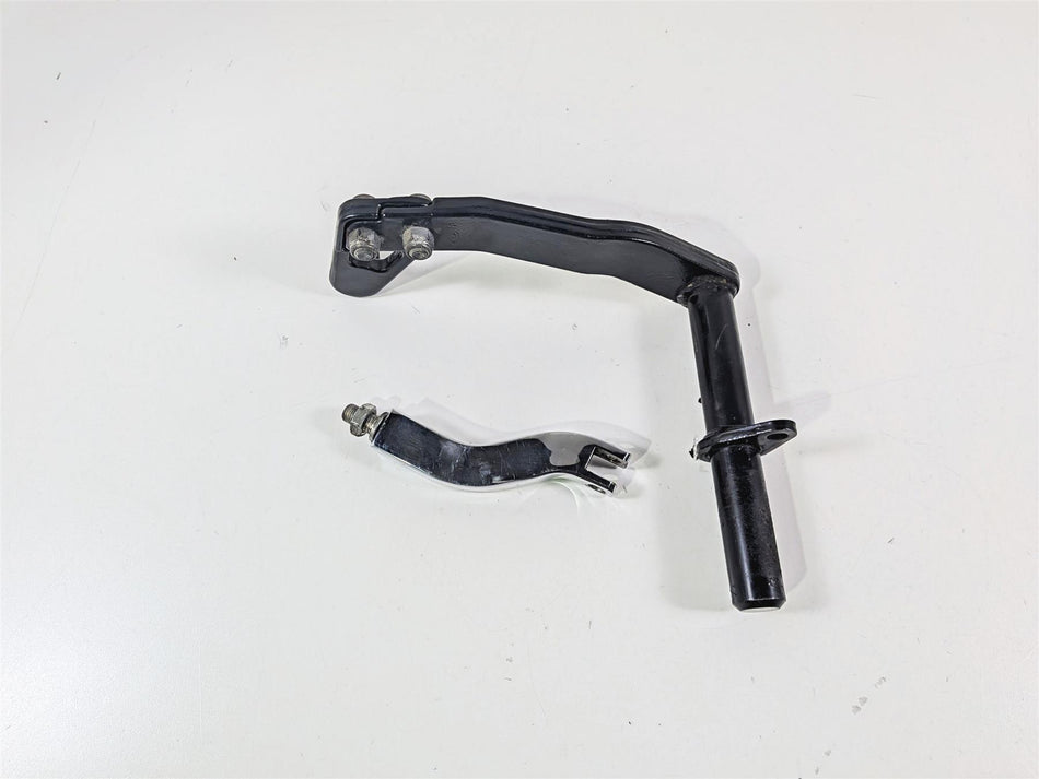 1998 Harley Dyna FXDL Low Rider Passenger Footpeg Mounts & Mounting Bar 52740-94 {{ shop.shopifyCountryName }} - Mototech271
