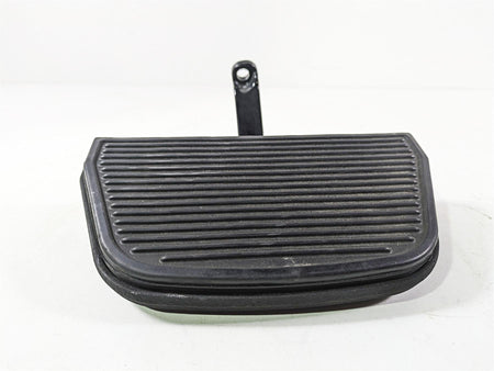 2020 Harley Touring FLHT Electra Glide Rear Left Passenger Floorboard 52719-10 {{ shop.shopifyCountryName }} - Mototech271