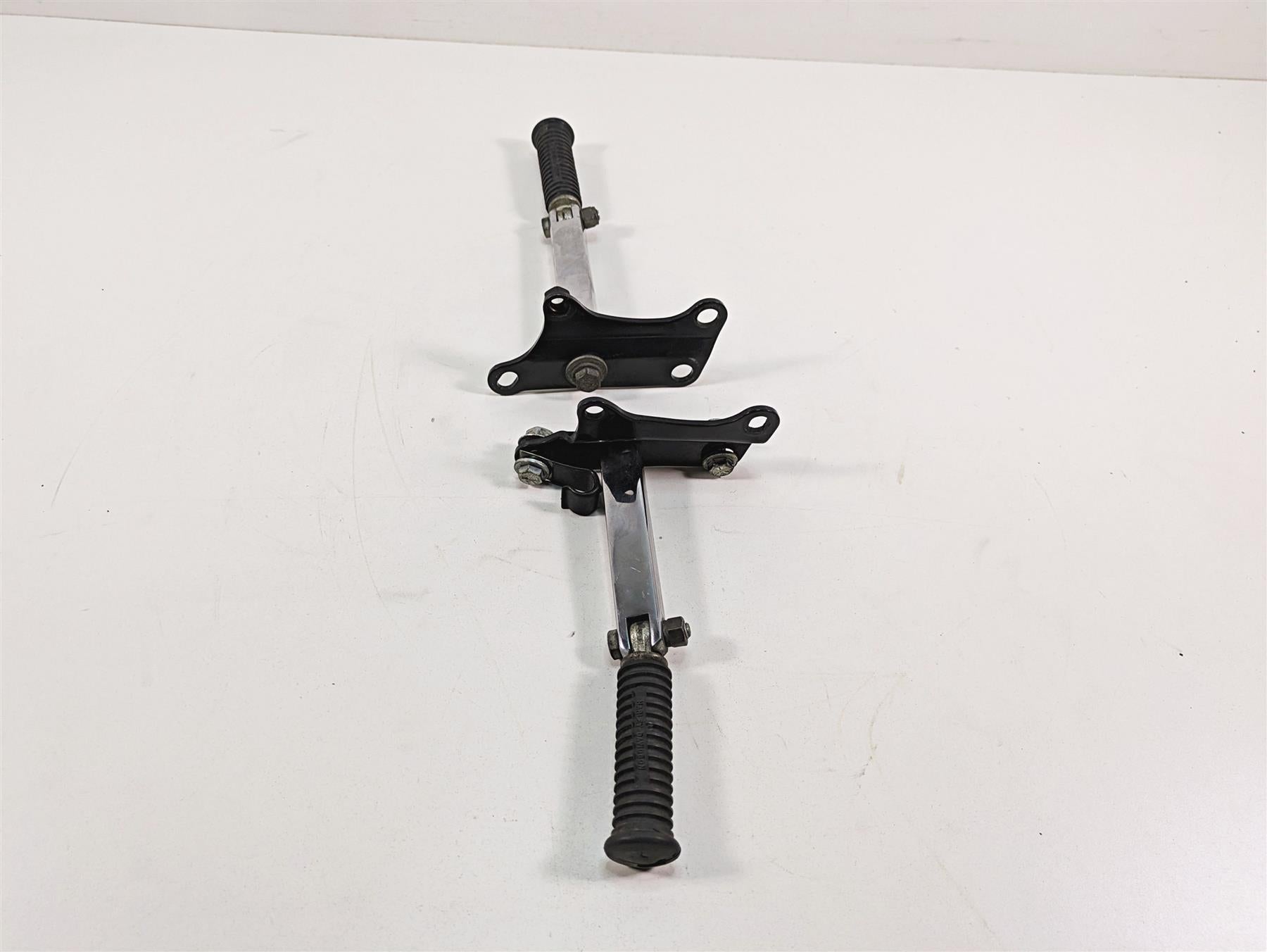1986 Harley Sportster XLH 883 Highway Footpeg Foot Peg & Mount Set {{ shop.shopifyCountryName }} - Mototech271
