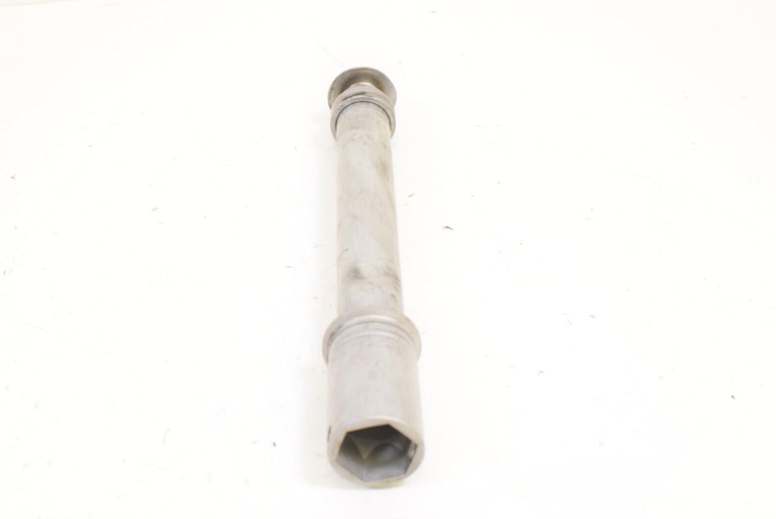 05 Honda CBR1000RR CBR1000 RR Front Wheel Axle Spindle 44301-MCJ-000 {{ shop.shopifyCountryName }} - Mototech271