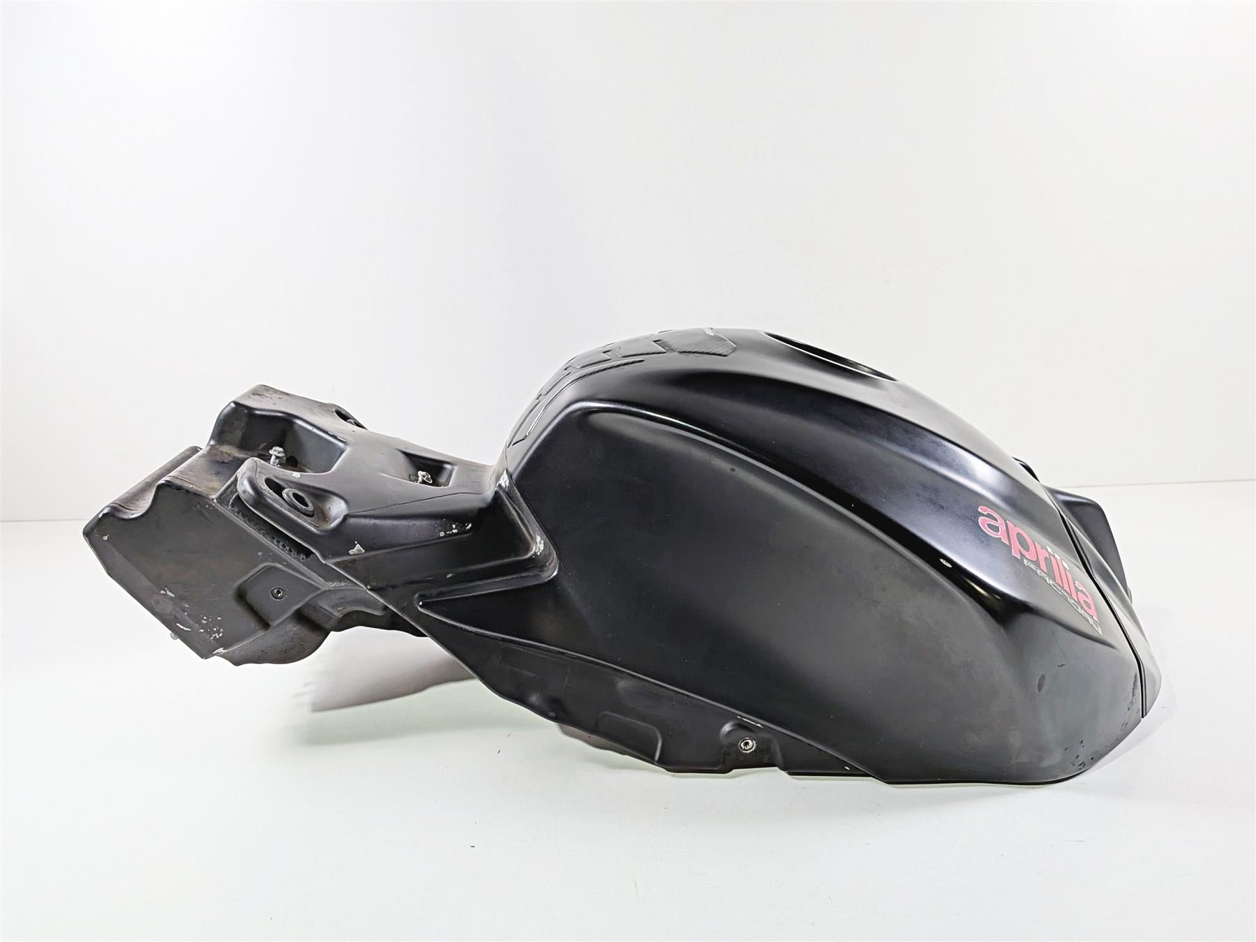 2014 Aprilia RSV4 RR Factory Fuel Gas Petrol Tank & Front Cover B045343 {{ shop.shopifyCountryName }} - Mototech271