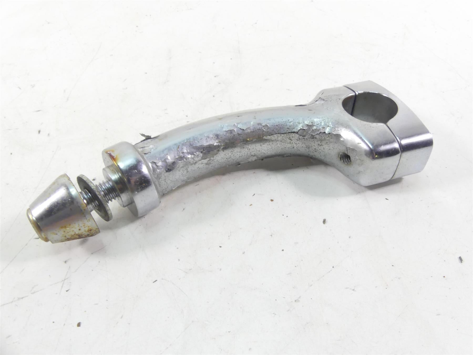 2002 Harley Softail FXSTDI Deuce Handlebar Handle Bar Riser Holder Set 56135-00A {{ shop.shopifyCountryName }} - Mototech271