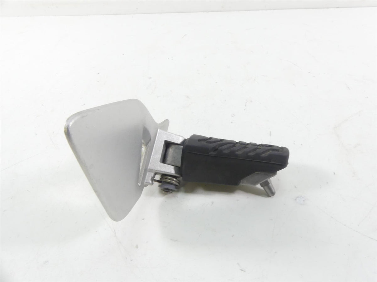 2015 BMW R1200RT K52 Front Right Footpeg Foot Peg +Mount 46718535642 46718560382 {{ shop.shopifyCountryName }} - Mototech271