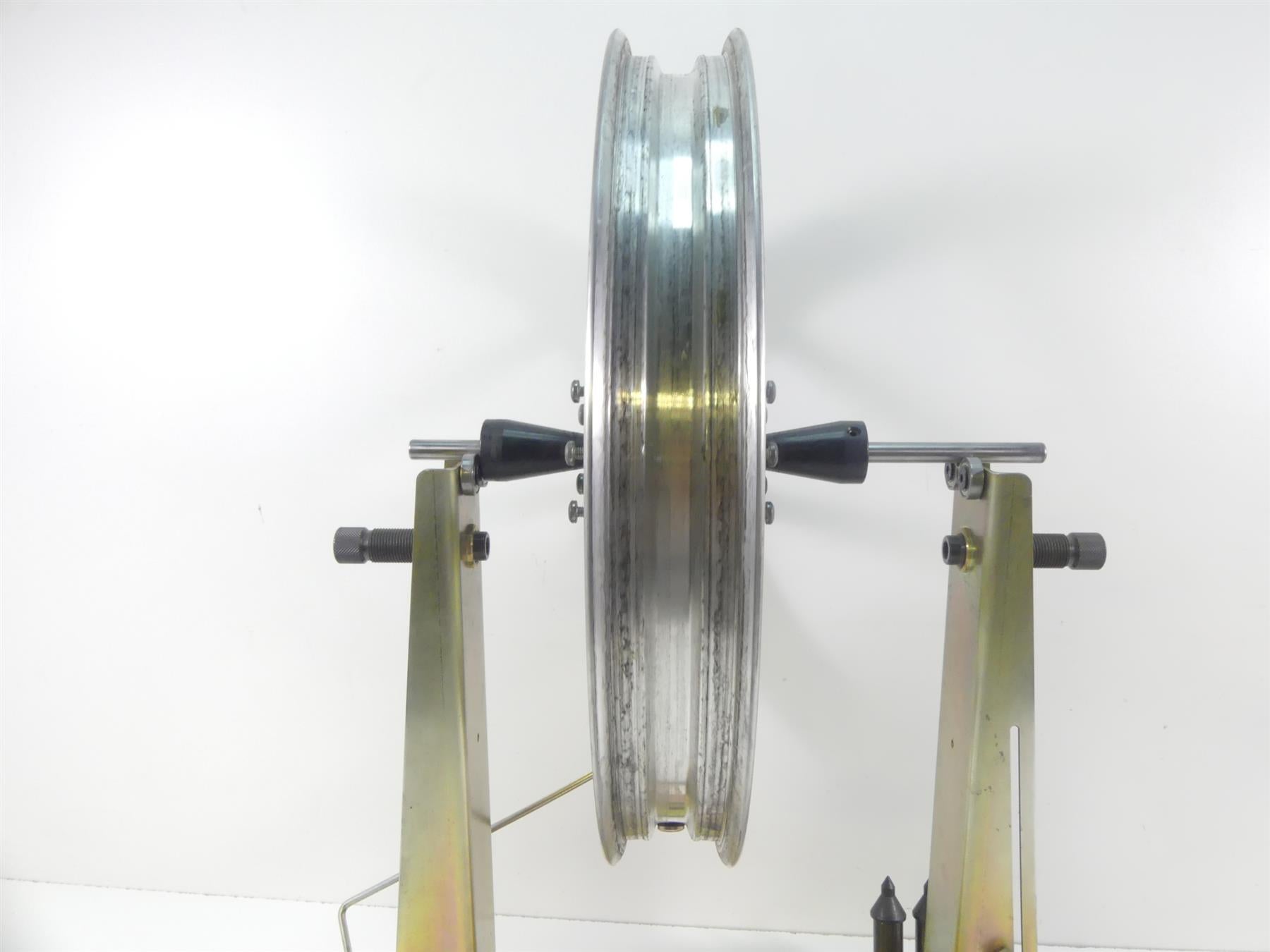 1995 Harley Dyna FXDL Low Rider Dual Disc 9 Spoke Front Wheel Rim 19" 43499-84 {{ shop.shopifyCountryName }} - Mototech271