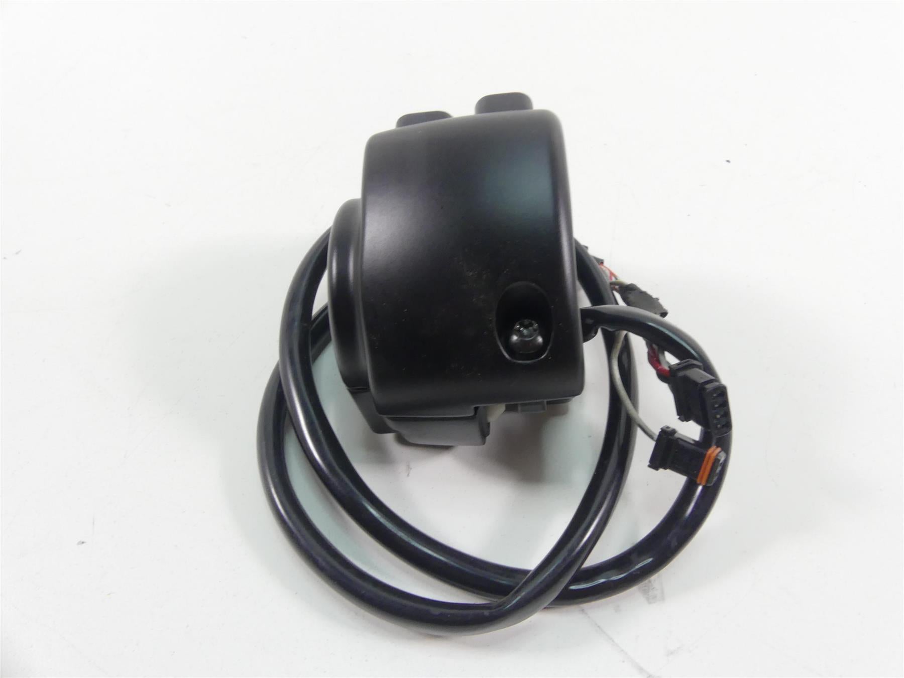 2022 Harley Softail FXBBS Street Bob Right Hand Control Switch 71500462 {{ shop.shopifyCountryName }} - Mototech271