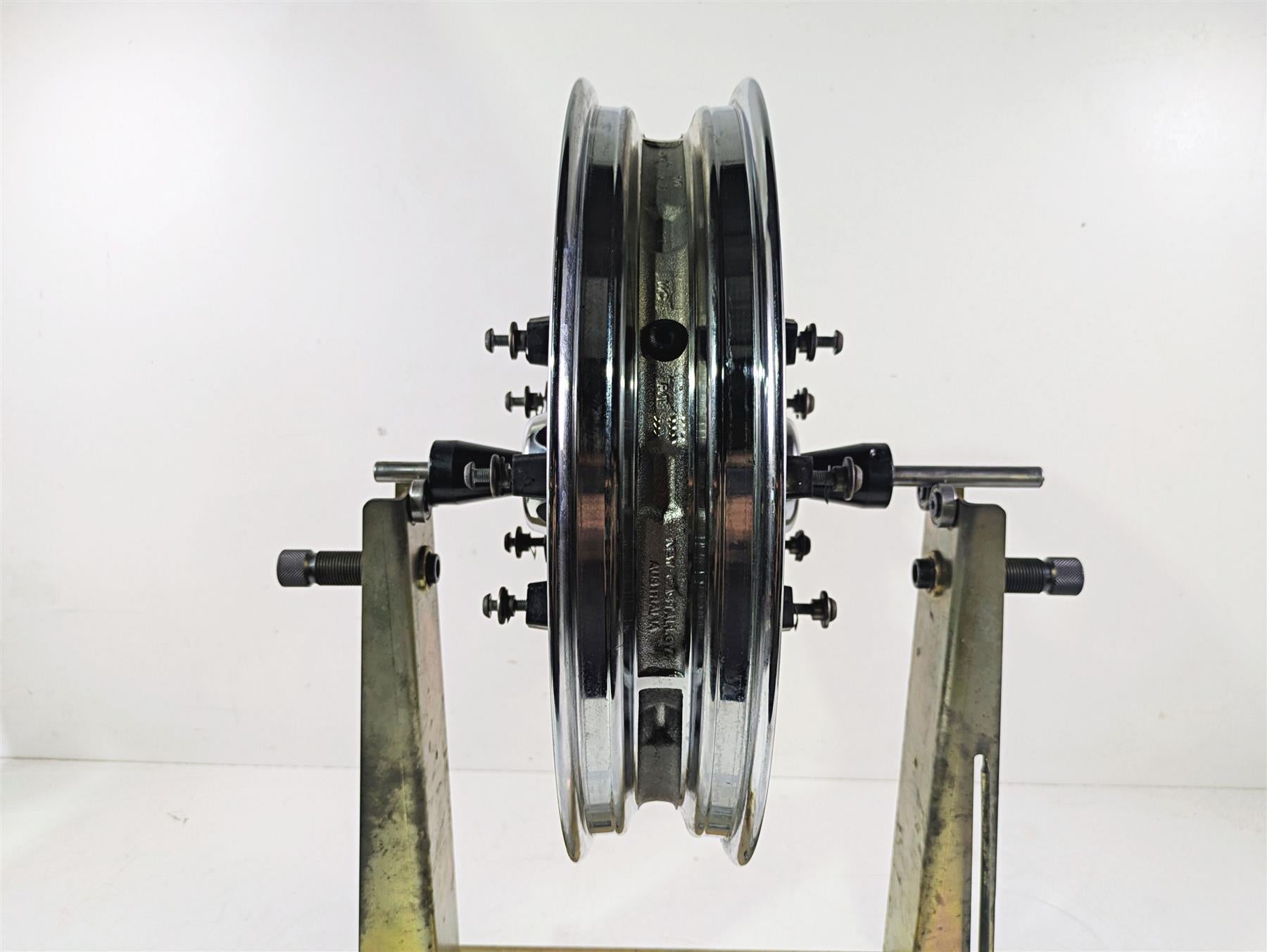 2015 Harley Touring FLHTKL Electra Glide 17x3 Front Wheel Cast 10 Spoke 43300386 {{ shop.shopifyCountryName }} - Mototech271