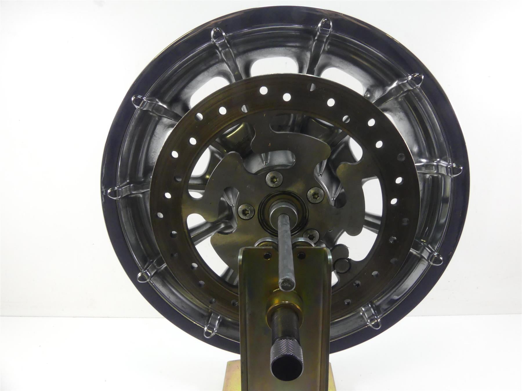 2009 Harley FLHTCU SE4 CVO E-Glide Straight Chrome 16x5 Rear Wheel Rim 42170-09 {{ shop.shopifyCountryName }} - Mototech271