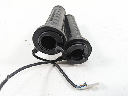 2022 Harley RA1250 S Pan America Left Right Heated Grip Set 56100376 56100377 {{ shop.shopifyCountryName }} - Mototech271