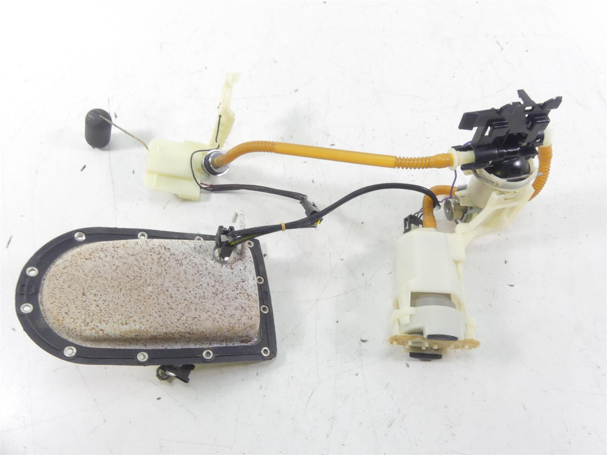 2009 Harley FXDF Dyna Fat Bob Fuel Petrol Gas Pump & Level Sending Unit 75218-04 {{ shop.shopifyCountryName }} - Mototech271