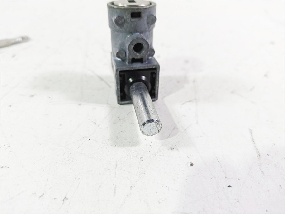 2021 Harley Softail FLSL Slim Steering Key Lock Set 45600049 {{ shop.shopifyCountryName }} - Mototech271