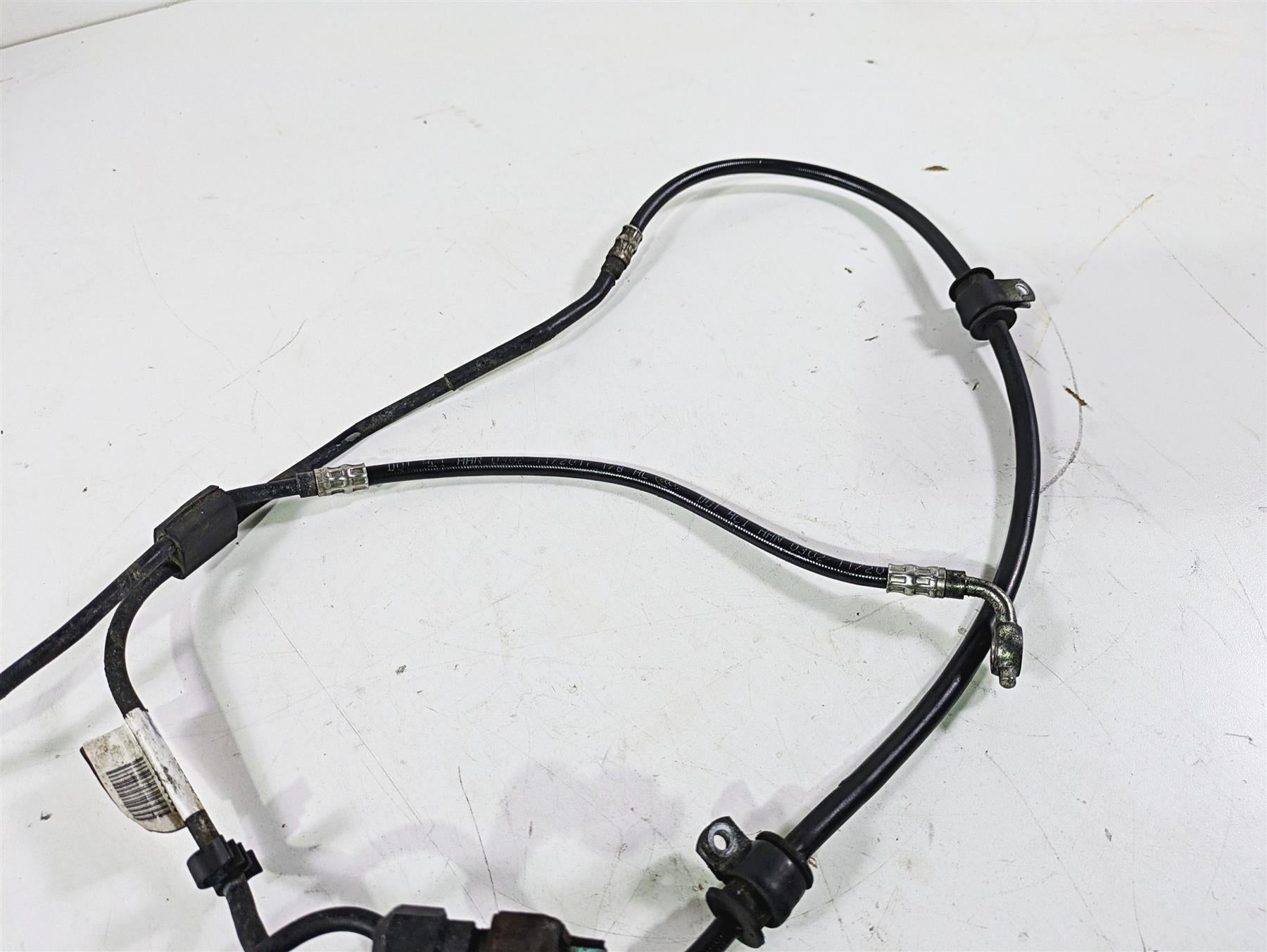 2018 Harley Softail FXFBS Fat Bob Rear Abs Brake Line Set 41800598 41800599 {{ shop.shopifyCountryName }} - Mototech271