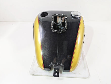 2017 Harley Softail Heritage Classic FLSTC Fuel Gas Petrol Tank 61625-11 {{ shop.shopifyCountryName }} - Mototech271