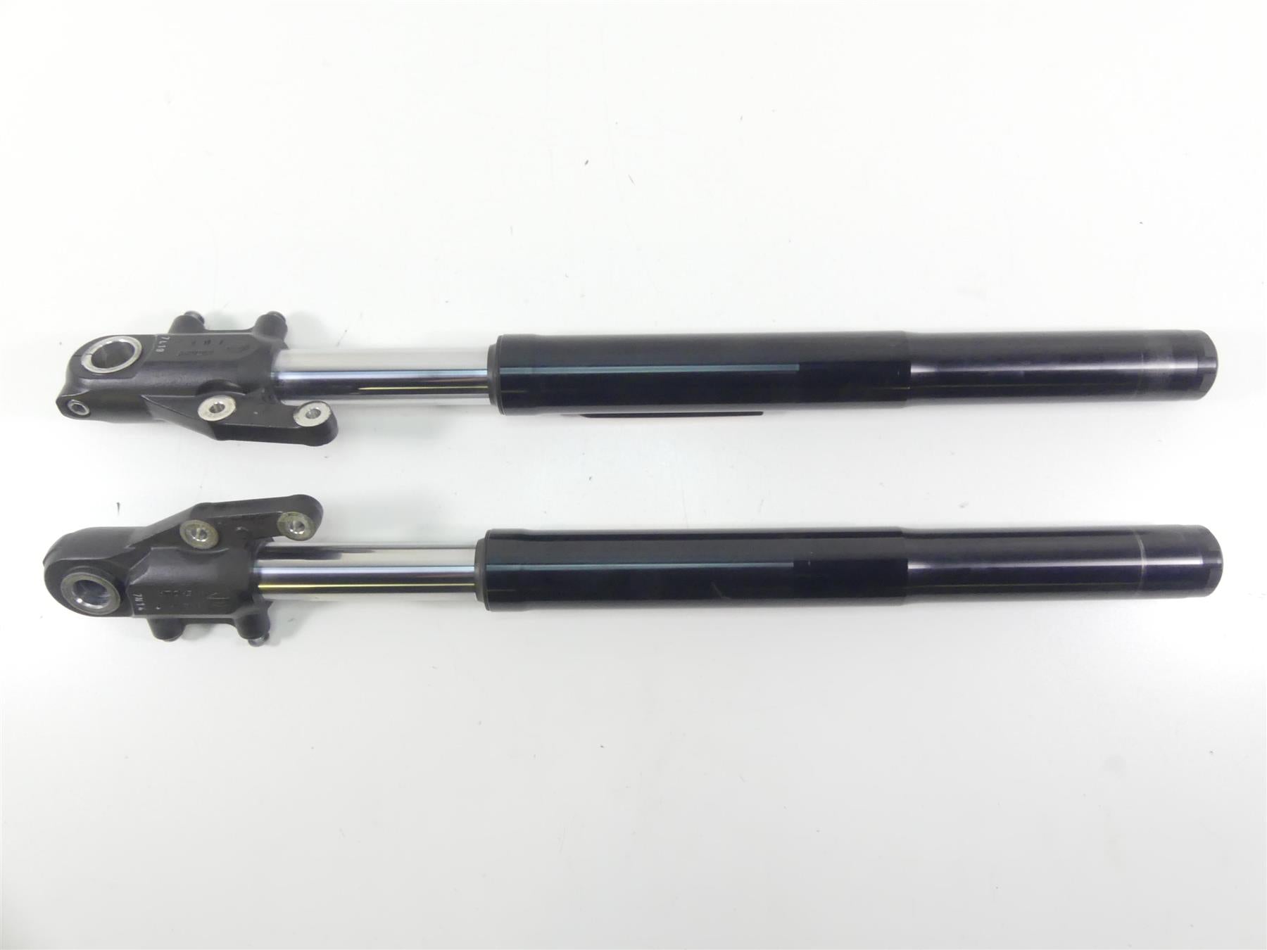 2018 Harley Softail FXFB Fat Bob Straight Front Fork Leg Set 45400178 45400177 {{ shop.shopifyCountryName }} - Mototech271