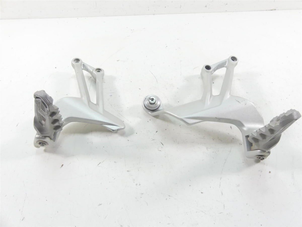 2020 Ducati Multistrada 1260 Enduro Rear Passenger Footpeg Rest Set 82412631AA {{ shop.shopifyCountryName }} - Mototech271