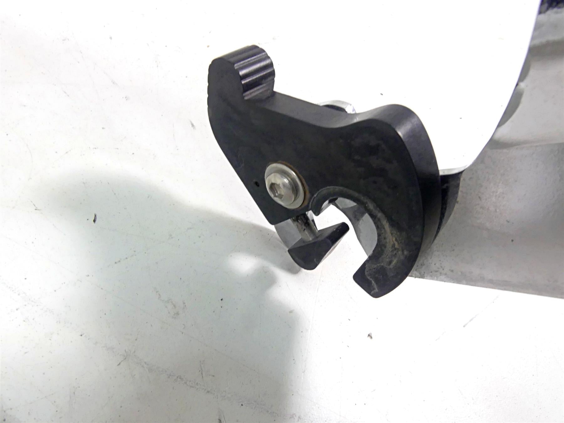 2006 Harley Softail FXSTSI Springer 22" Passenger Backrest Luggage Rack 53810-00C {{ shop.shopifyCountryName }} - Mototech271