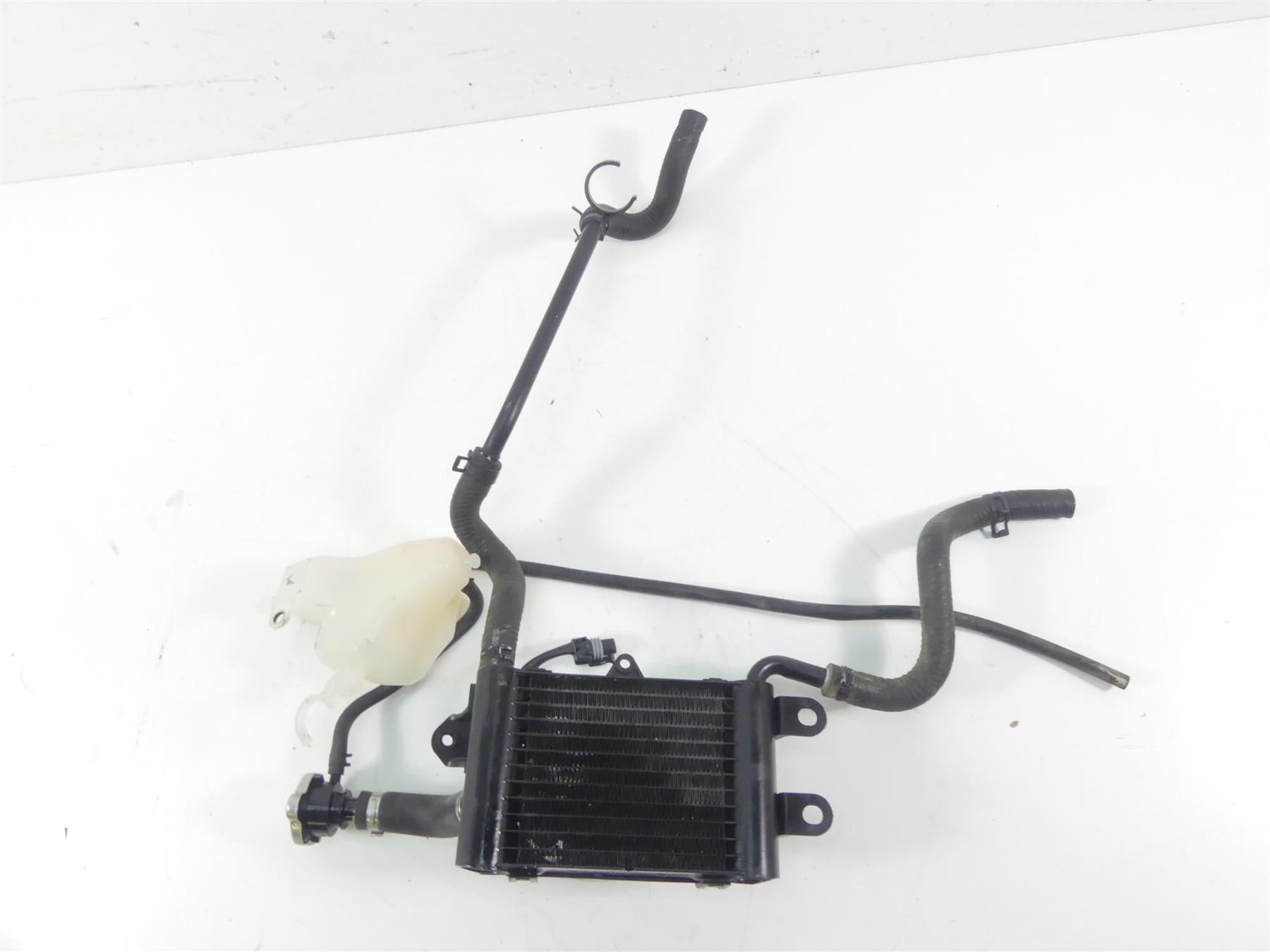 2014 Harley Touring FLHTK Electra Glide Right Radiator Fan Set 26800003 {{ shop.shopifyCountryName }} - Mototech271