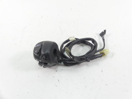 2008 Yamaha FZ1 Fazer Left Hand Blinker Light Control Switch 3C3-83972-00-00 {{ shop.shopifyCountryName }} - Mototech271