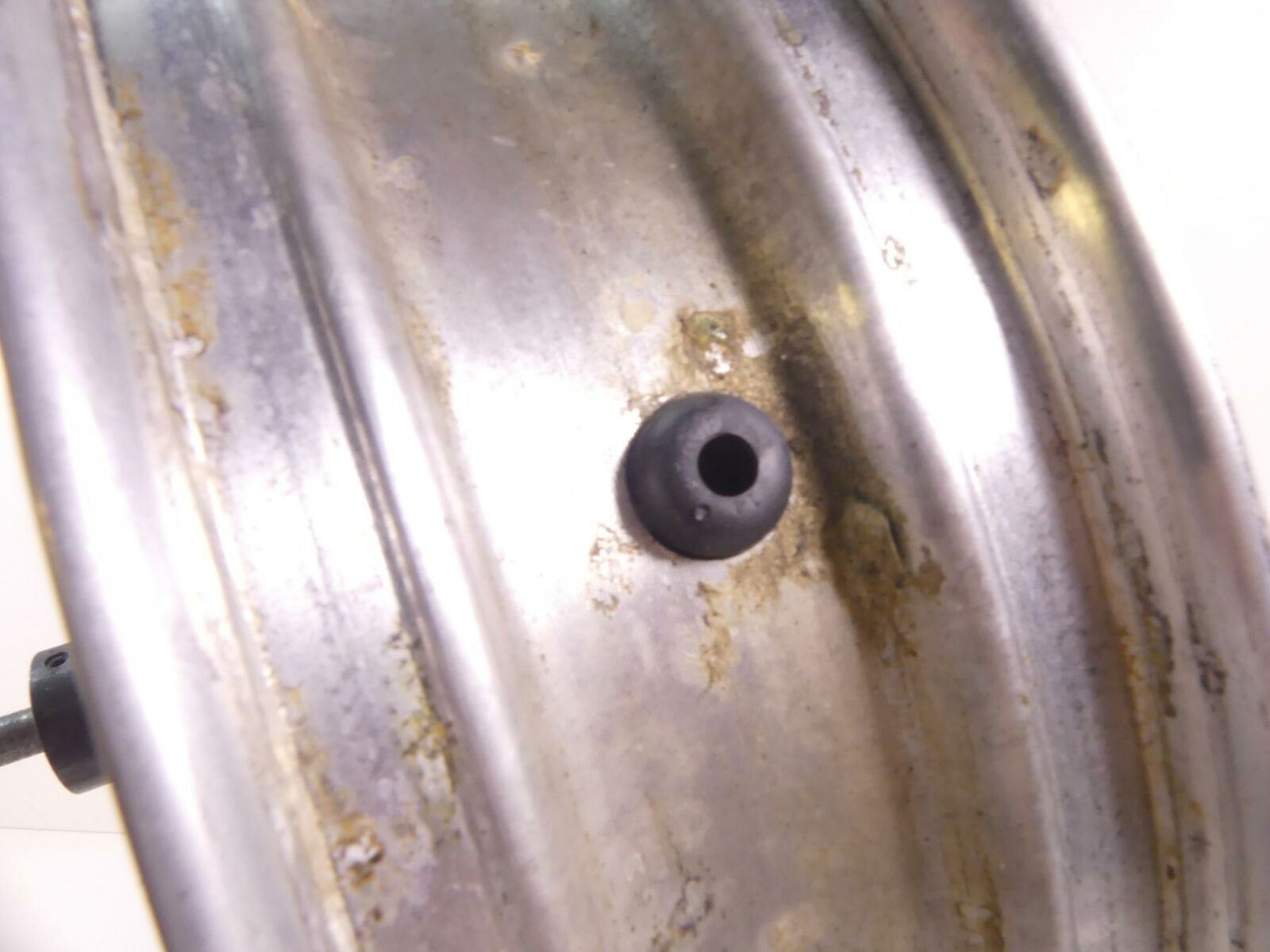 2002 Honda VT1100C2 Shadow Sabre Straight Enkei Rear Wheel 15x3.5 42650-MCK-A00 {{ shop.shopifyCountryName }} - Mototech271