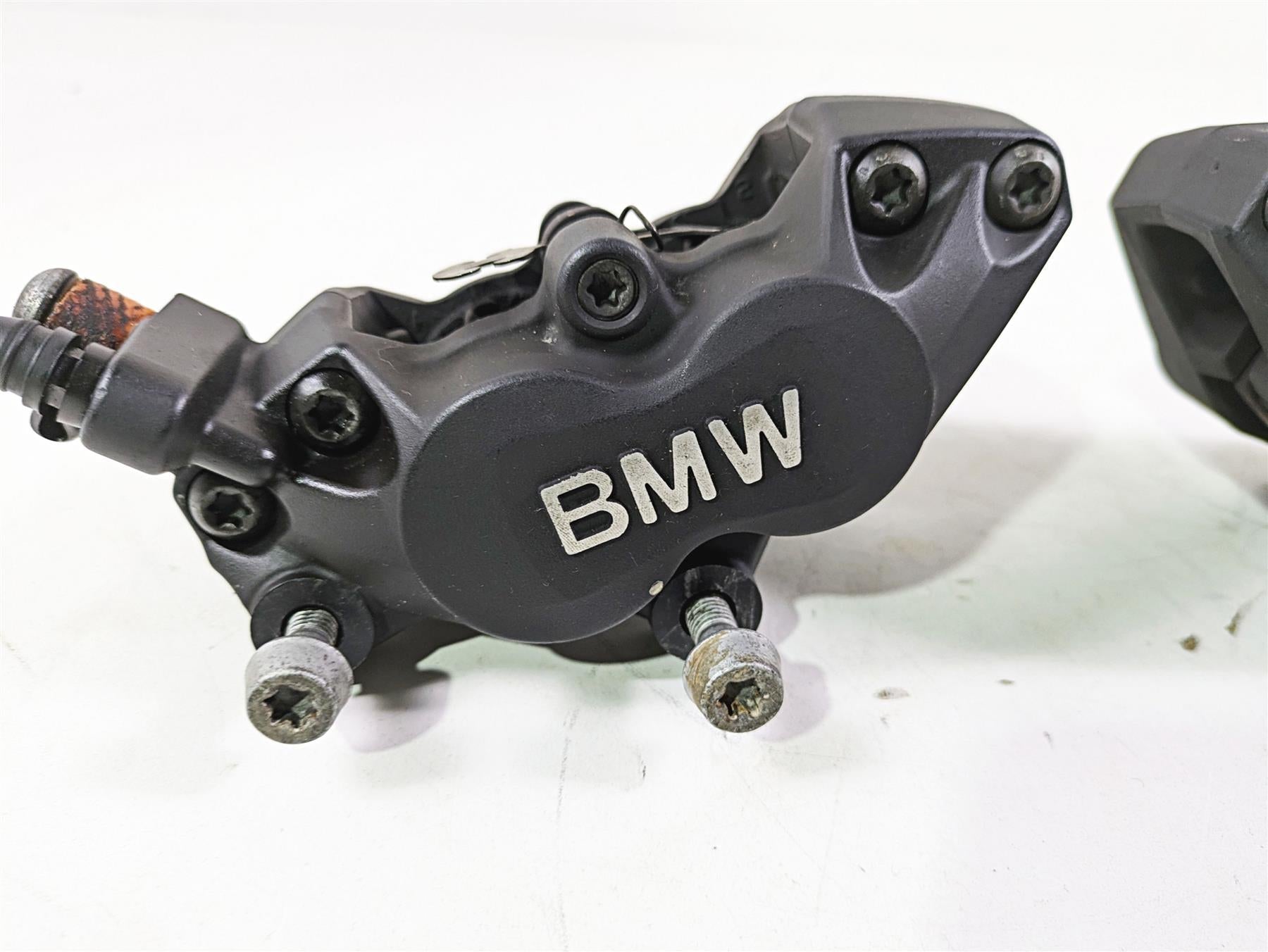 2009 BMW R1200GS K255 Adv Brembo Front Brake Caliper Set 34117711438 34117711439 {{ shop.shopifyCountryName }} - Mototech271
