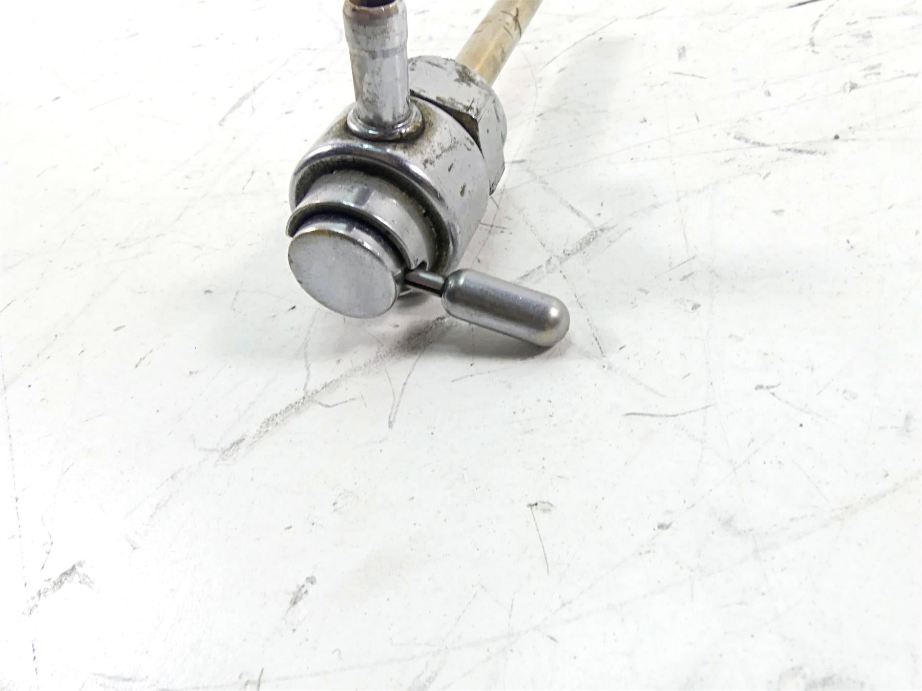 2009 Big Dog K9 Chrome Fuel Gas Petrol Petcock Valve 102-000094-02 {{ shop.shopifyCountryName }} - Mototech271