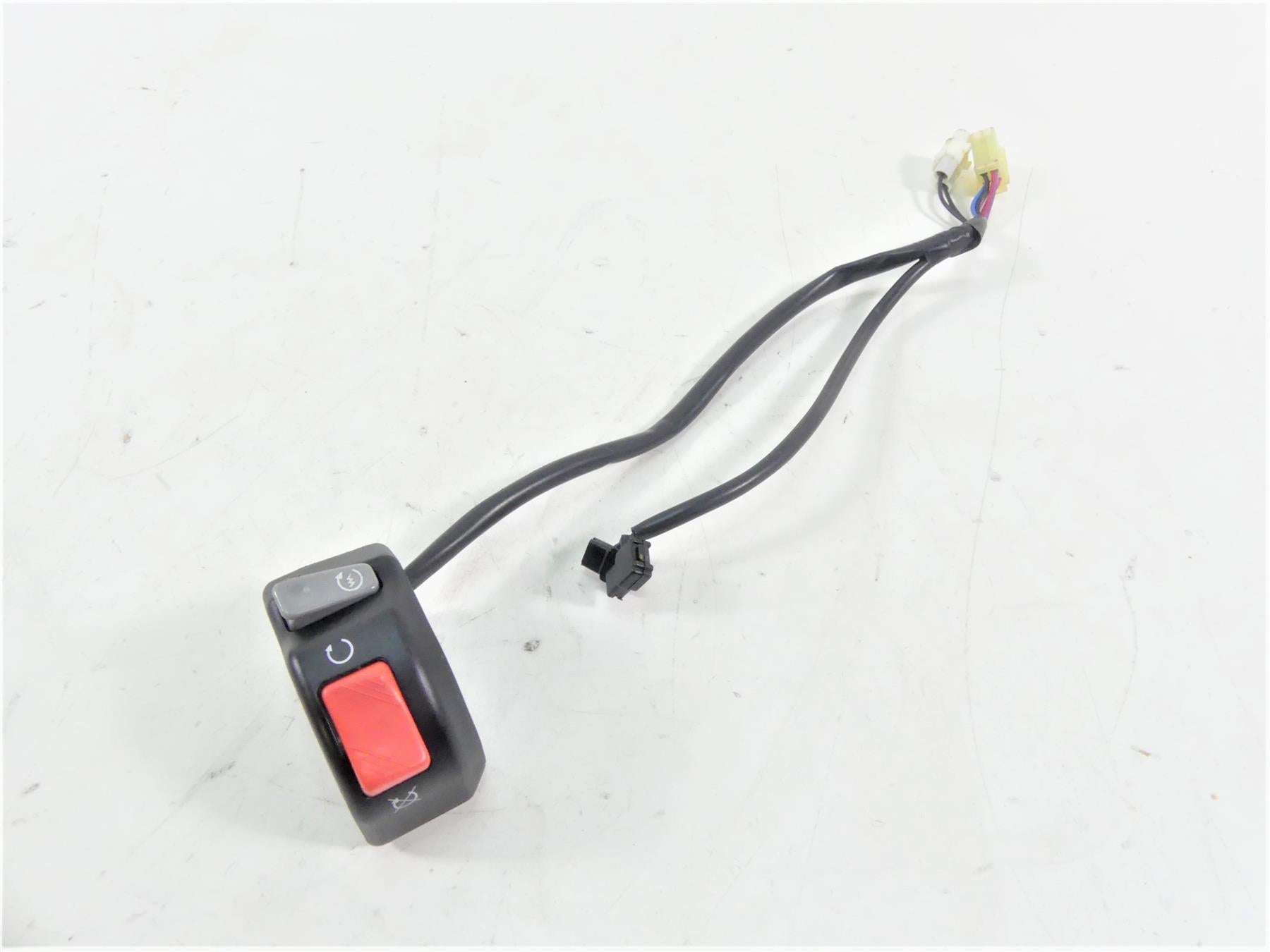 2013 Yamaha VMX17 V-Max 1700 Right Start Stop Control Switch 2S3-83975-00-00 {{ shop.shopifyCountryName }} - Mototech271