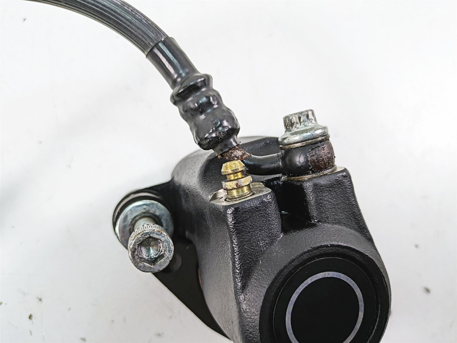 2006 Harley Softail FXSTSI Springer Front Brake Caliper & Oem Line 44077-88F {{ shop.shopifyCountryName }} - Mototech271