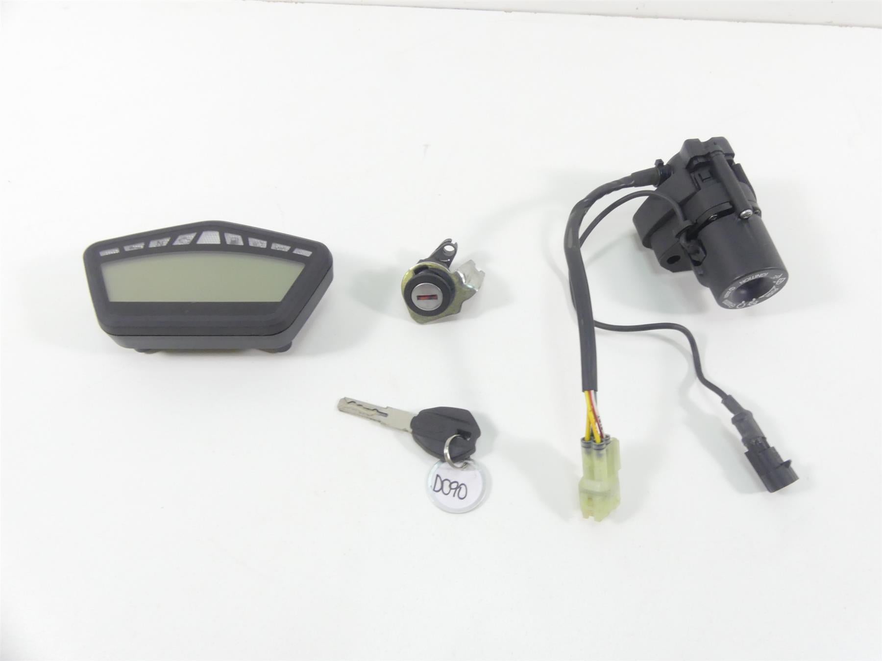 2010 Ducati Streetfighter 1098 S Speedometer Ignition Switch Key 7K 40610723A {{ shop.shopifyCountryName }} - Mototech271