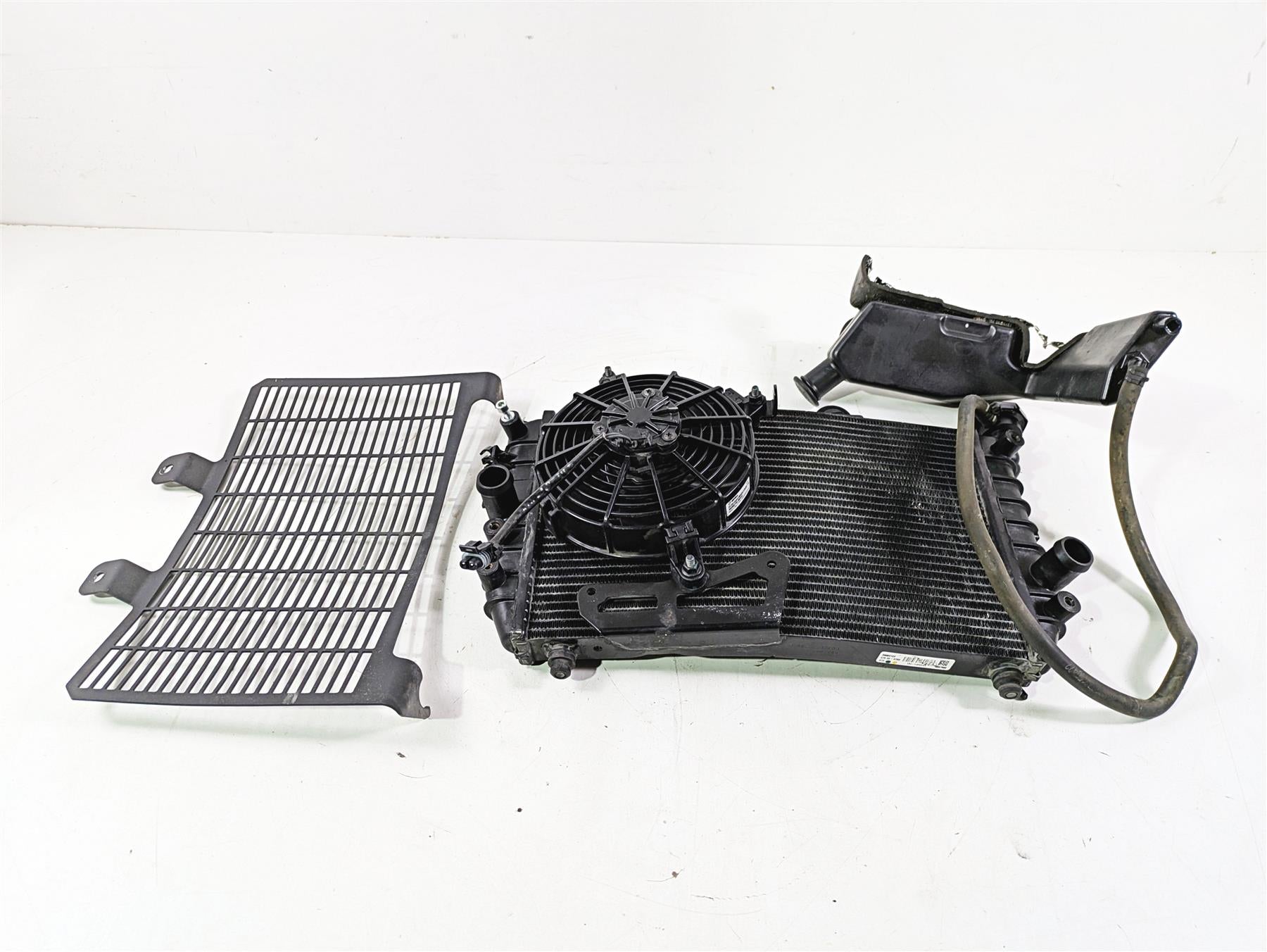 2022 Harley RA1250 S Pan America Radiator Fan Reservoir Hoses Set 26800221A