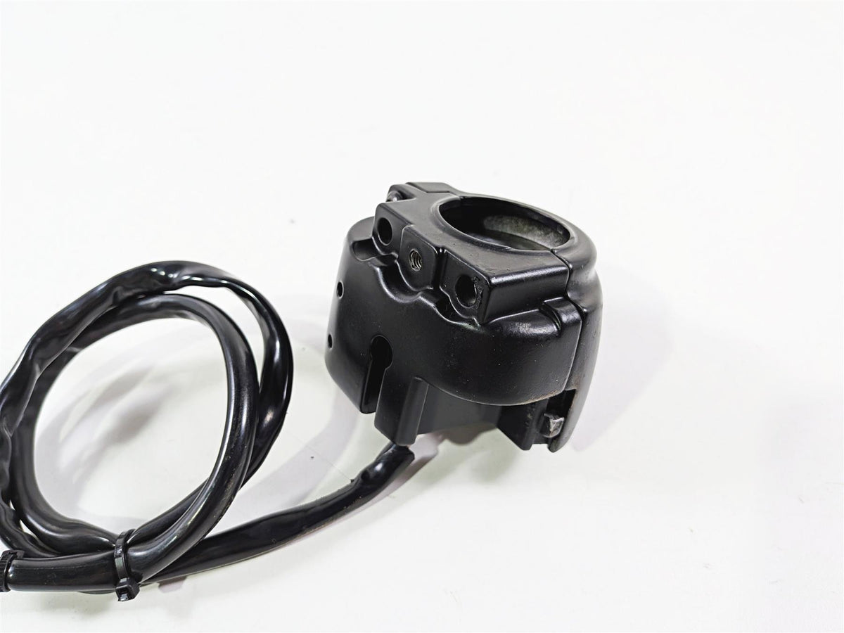 2022 Harley Softail FXLRST Low Rider Right Hand Control Switch -Read 71500462A {{ shop.shopifyCountryName }} - Mototech271