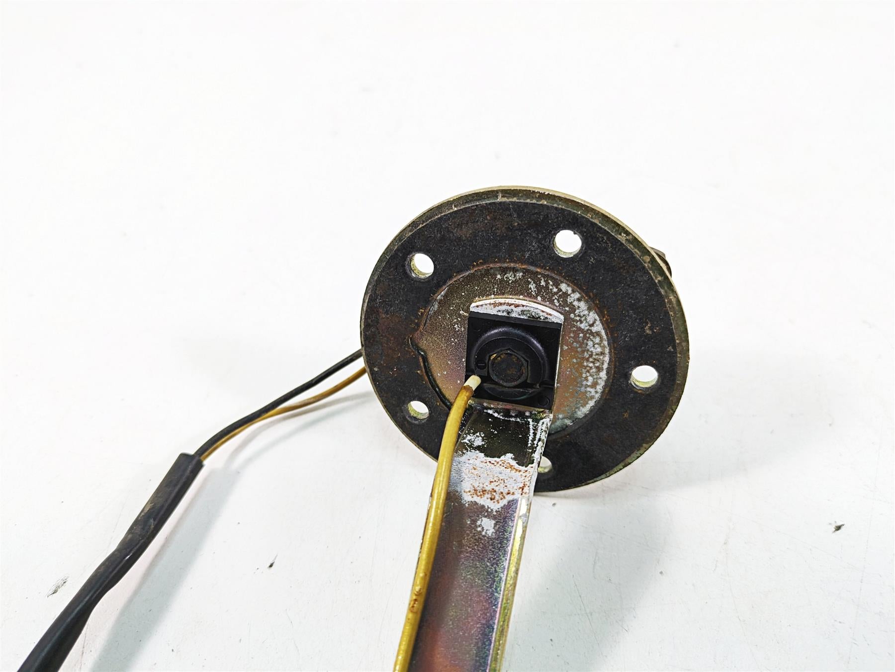 1999 Harley Touring FLHTC Electra Glide Fuel Gas Level Sending Unit 75040-97B {{ shop.shopifyCountryName }} - Mototech271