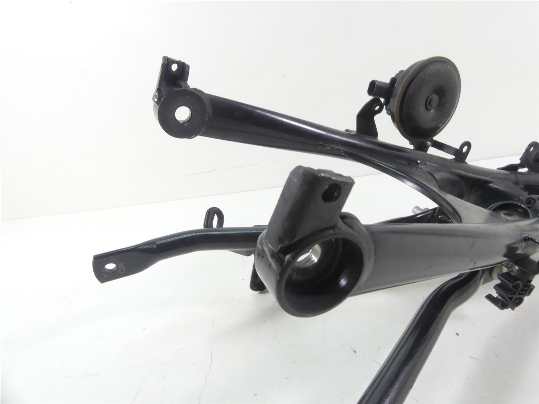 2009 BMW R1200GS K25 Straight Main Frame Chassis - Slvg 46517704979 {{ shop.shopifyCountryName }} - Mototech271