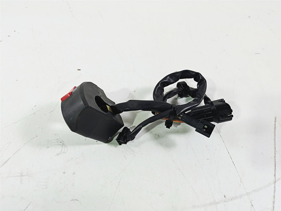 2005 Kawasaki ZX1000 ZX10R Ninja Right Start Stop Control Switch 46091-0114 {{ shop.shopifyCountryName }} - Mototech271