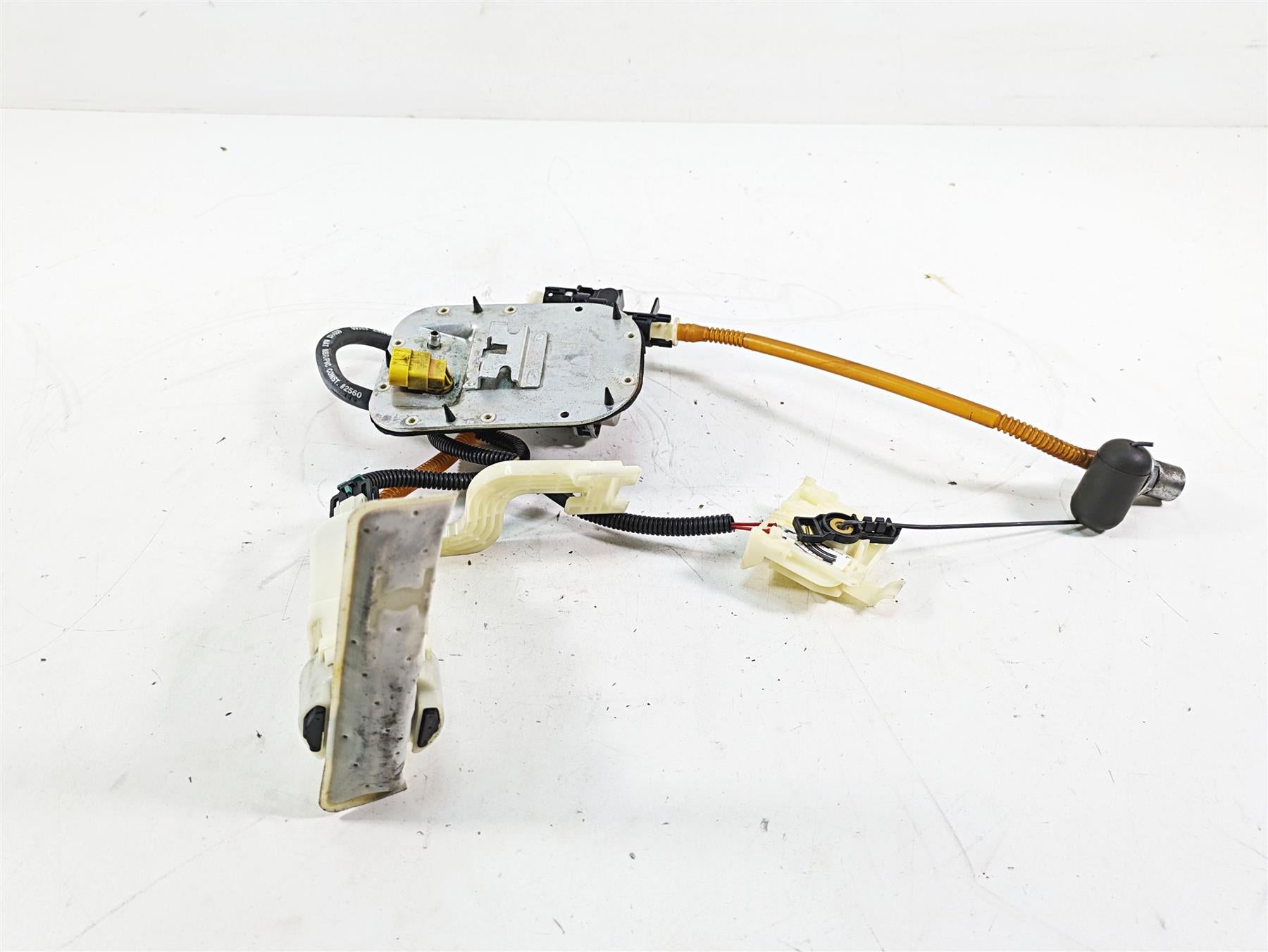2013 Harley Softail FLSTC Heritage Classic Fuel Gas Pump & Sender 75284-08A {{ shop.shopifyCountryName }} - Mototech271