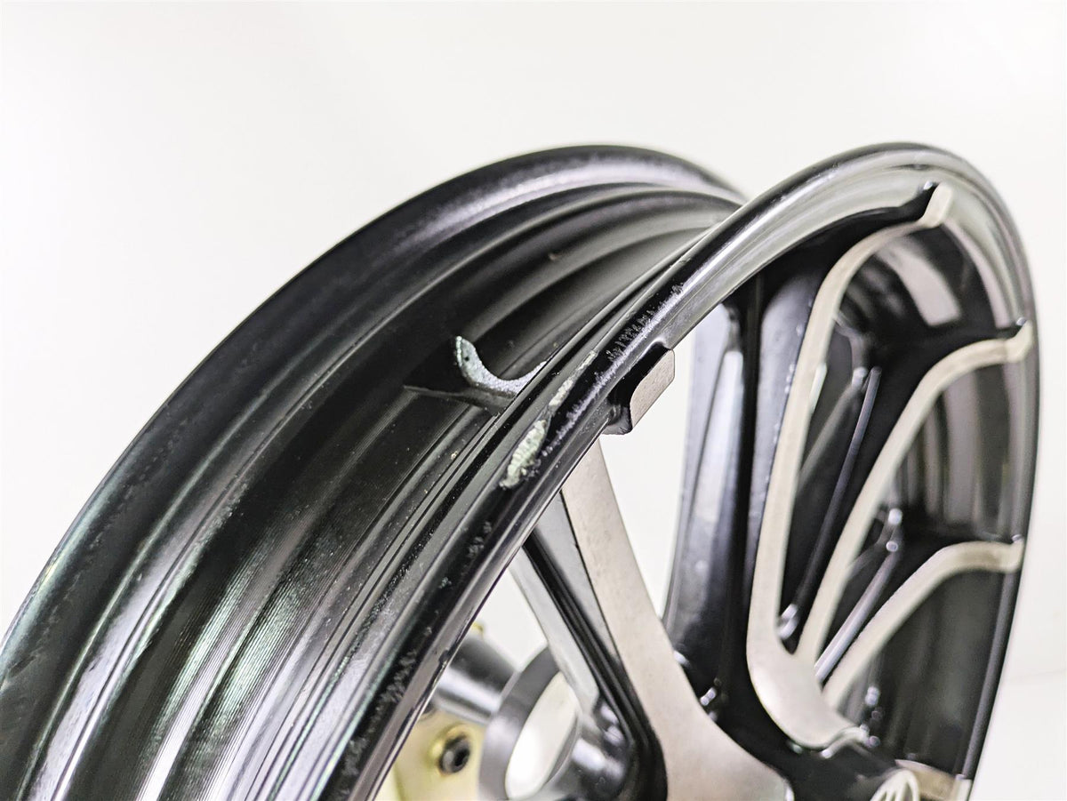 2017 Indian Chieftain Limited Straight Front Wheel Rim 19x3.5 1523059 {{ shop.shopifyCountryName }} - Mototech271