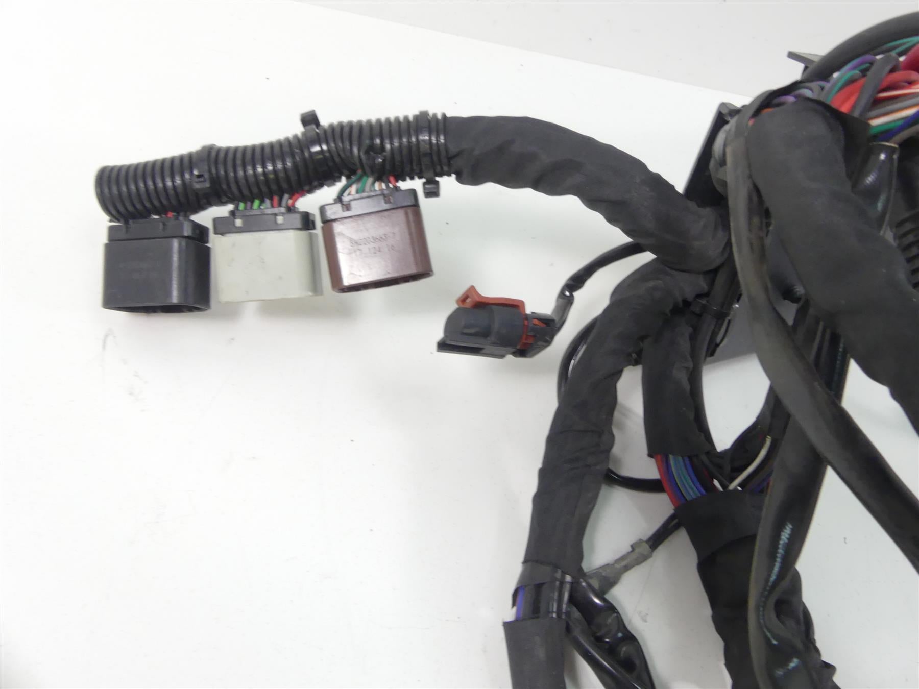 2017 Harley Touring FLHTKL Electra Glide Main Abs Wiring Harness Loom 69201119 {{ shop.shopifyCountryName }} - Mototech271