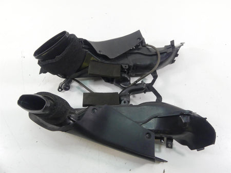 2015 Honda CBR1000 RR SC59 Upper Air Intake Duct Ram Set 64380-MGP-A00 {{ shop.shopifyCountryName }} - Mototech271