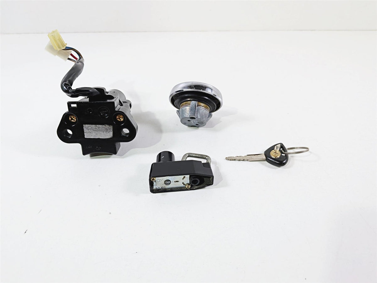 2006 Yamaha XVZ1300 Royal Star Ignition Switch Key Gas Cap Lock Set 1D6-82501-00-00 {{ shop.shopifyCountryName }} - Mototech271