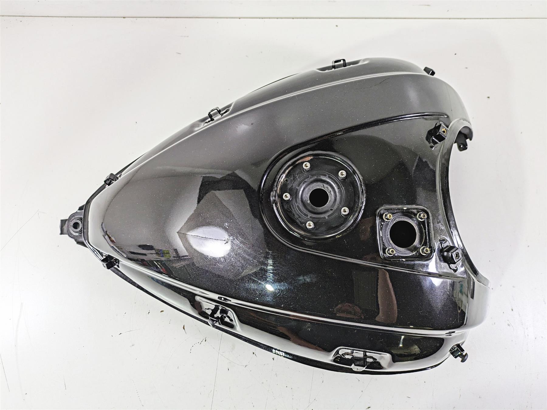 2014 Moto Guzzi California 1400 Touring Fuel Gas Petrol Tank 2B000147 {{ shop.shopifyCountryName }} - Mototech271