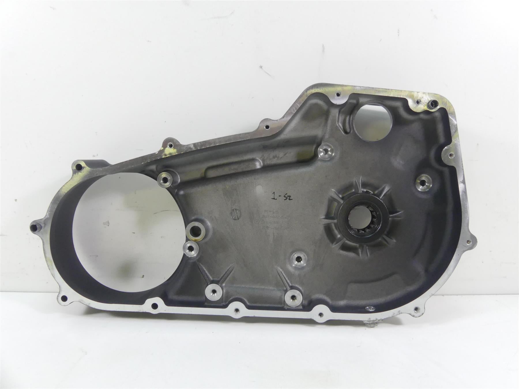 2014 Harley Dyna FXDF Fat Bob Inner Primary Drive Clutch Cover Fw 60681-06C {{ shop.shopifyCountryName }} - Mototech271