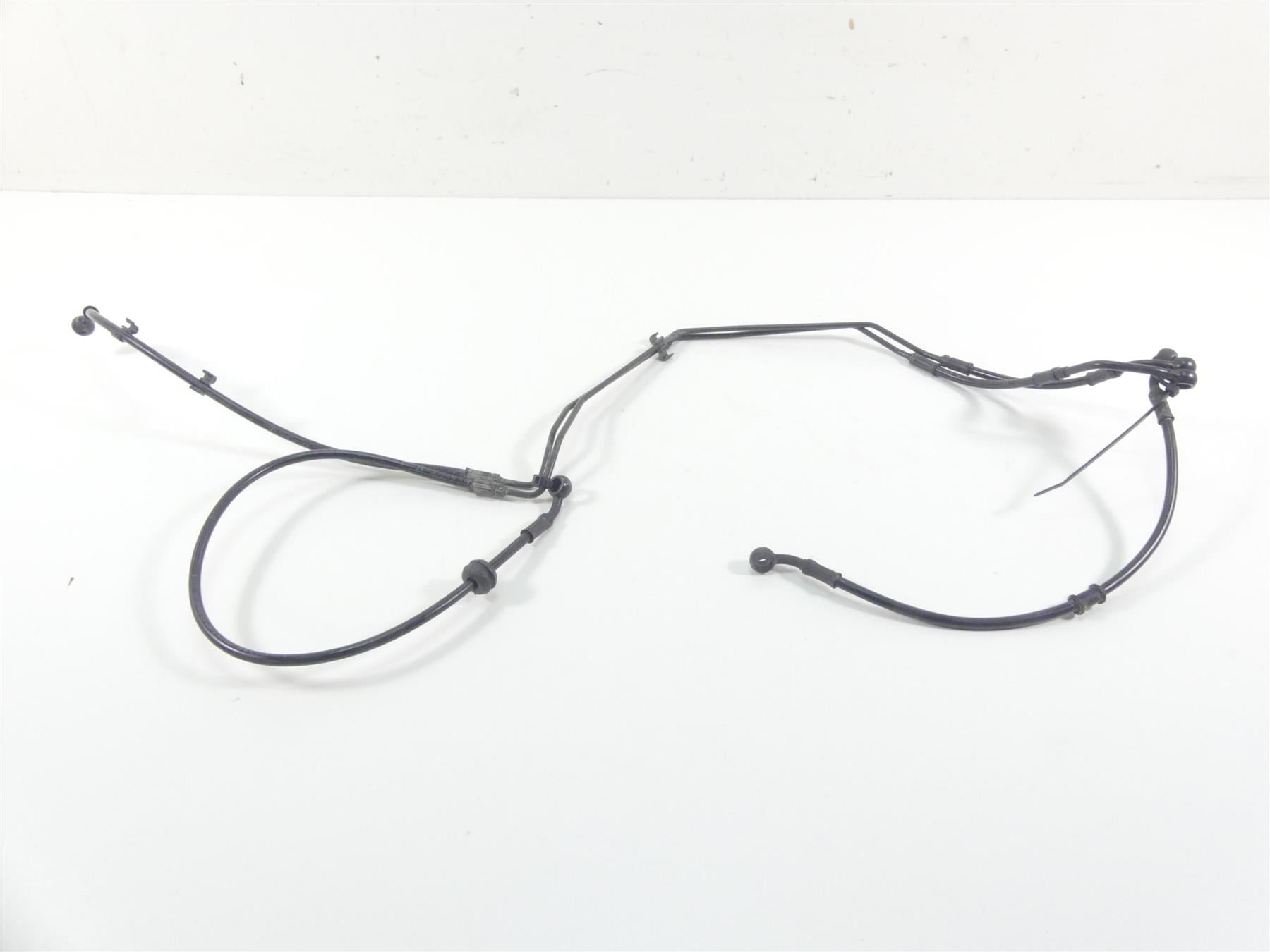 2021 Aprilia Tuono 660 Front Abs Brake Line Hose Set 2B008224 2B007005 {{ shop.shopifyCountryName }} - Mototech271